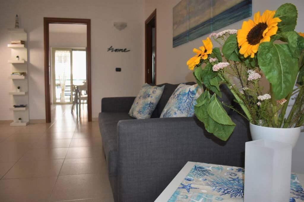 Donna Teresa Accomodation - Holiday House Monopoli Eksteriør bilde